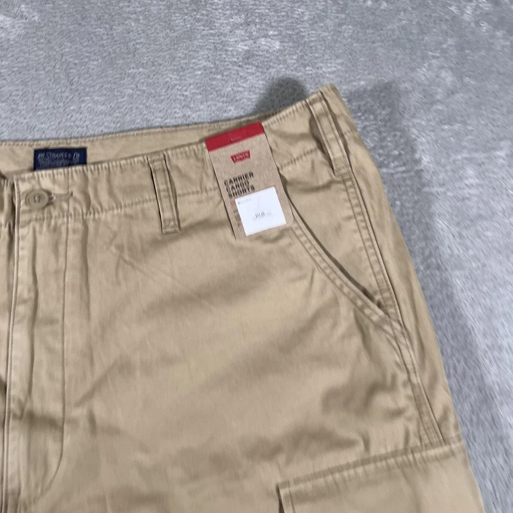 Levi's‎ Carrier Cargo Shorts Mens 40 Khaki 100% Cotton Multi Pocket Utility